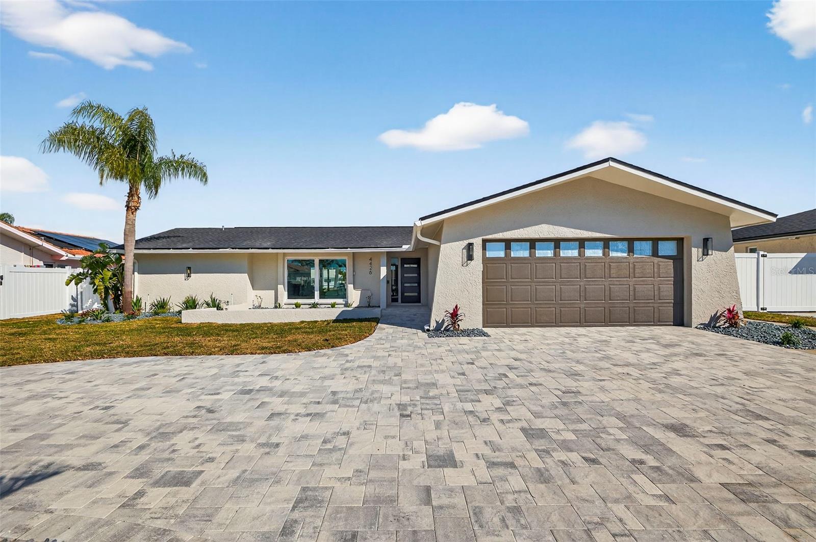 BROADWATER UNIT 2 BLK 0 - Residential