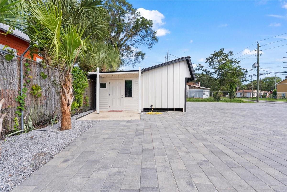 42 PALMER NORTH LOTS 4 & 6 STREET