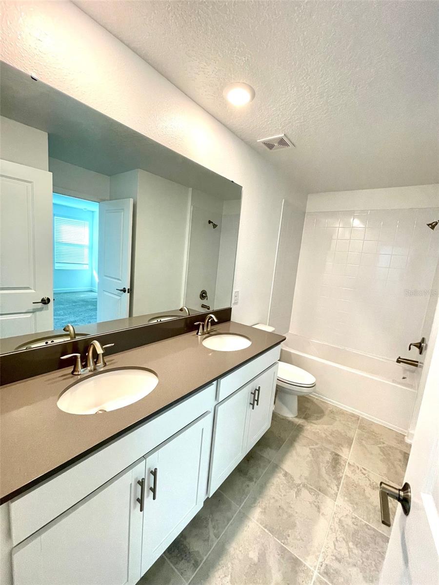 STOREY PARK - Residential Lease