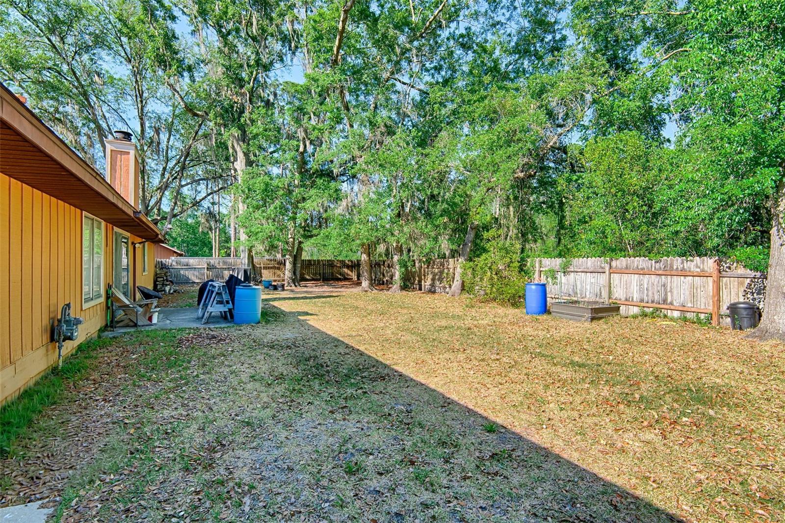 RUSTLEWOOD - Residential