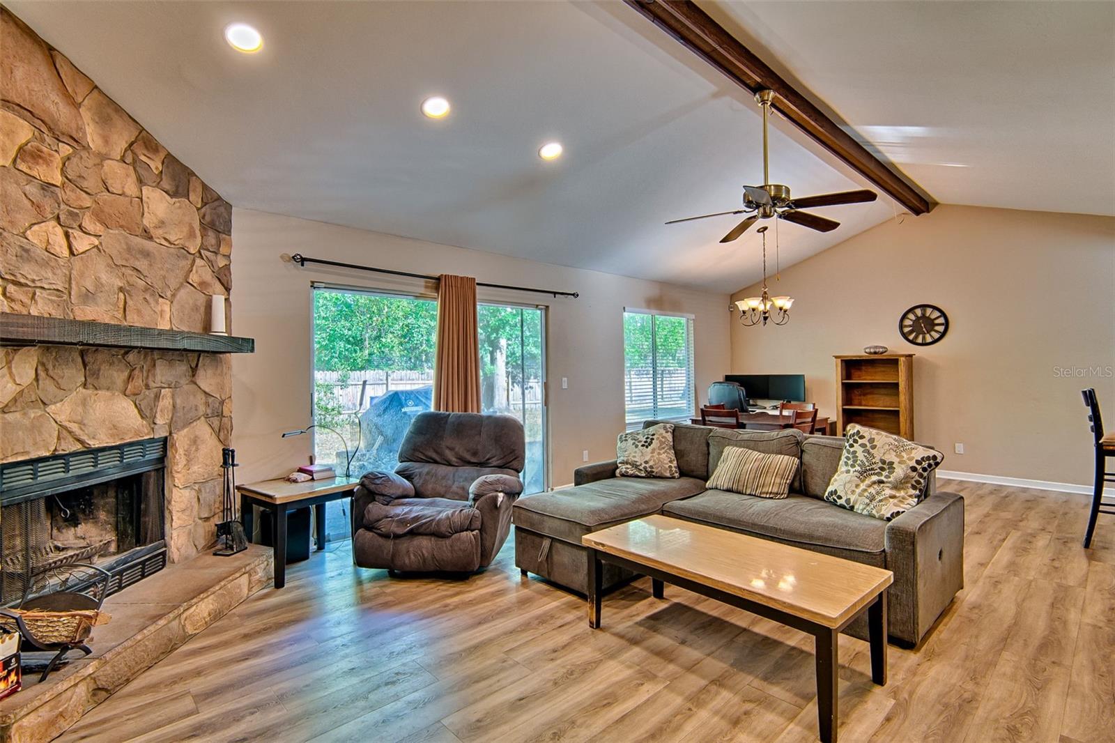 RUSTLEWOOD - Residential