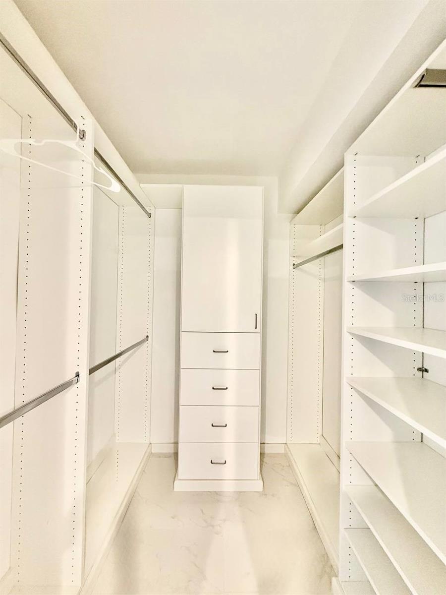 COVE CAY 26-20 VILLAGE II - Residential Lease