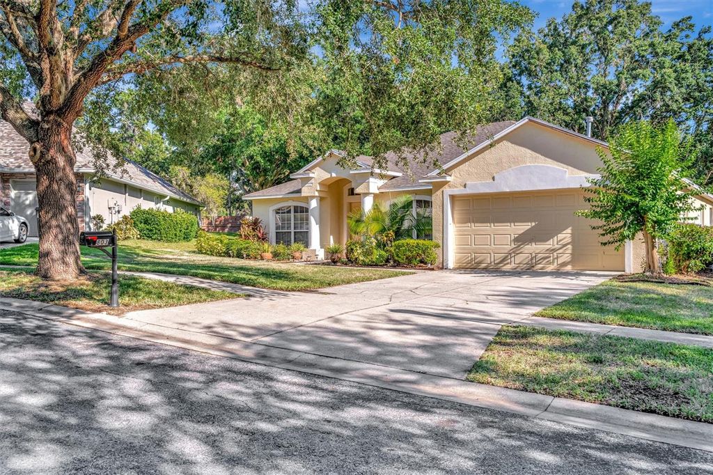 Photo of 803 Woodcarver Lane, Brandon, FL 33510 (MLS # TB8433200)