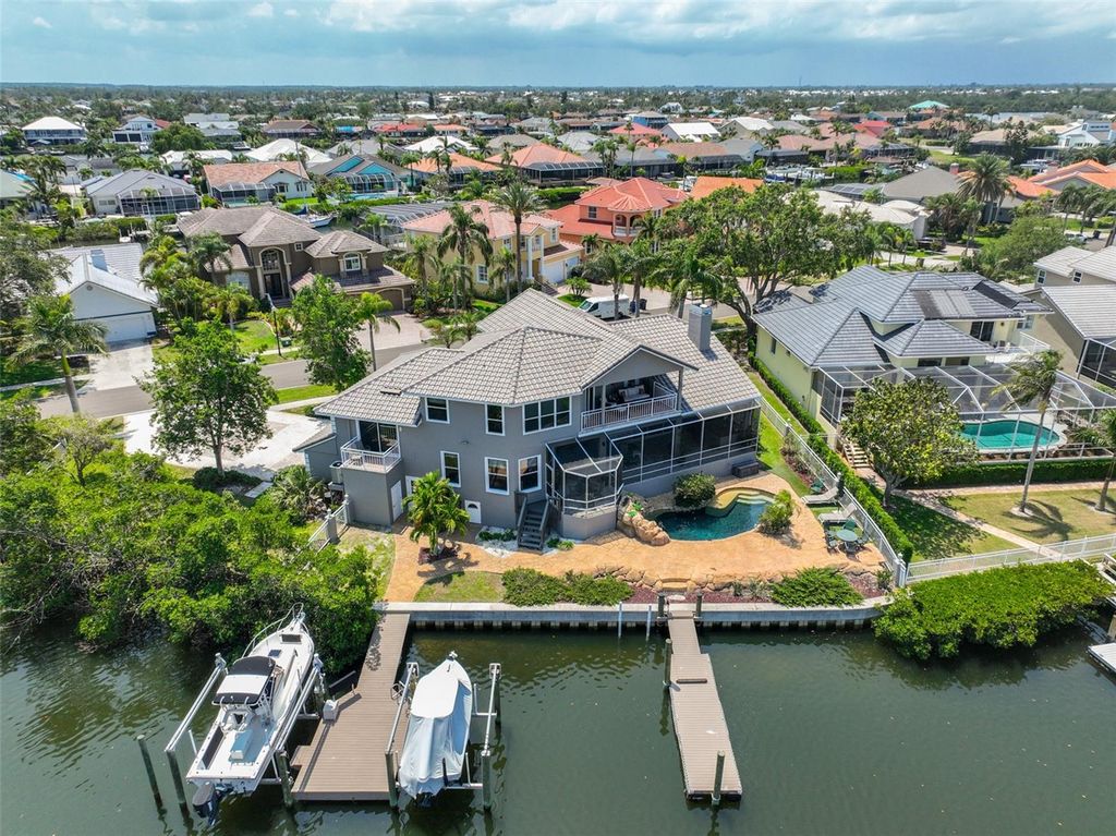 Photo of 915 Symphony Isles Boulevard, Apollo Beach, FL 33572 (MLS # TB8384232)