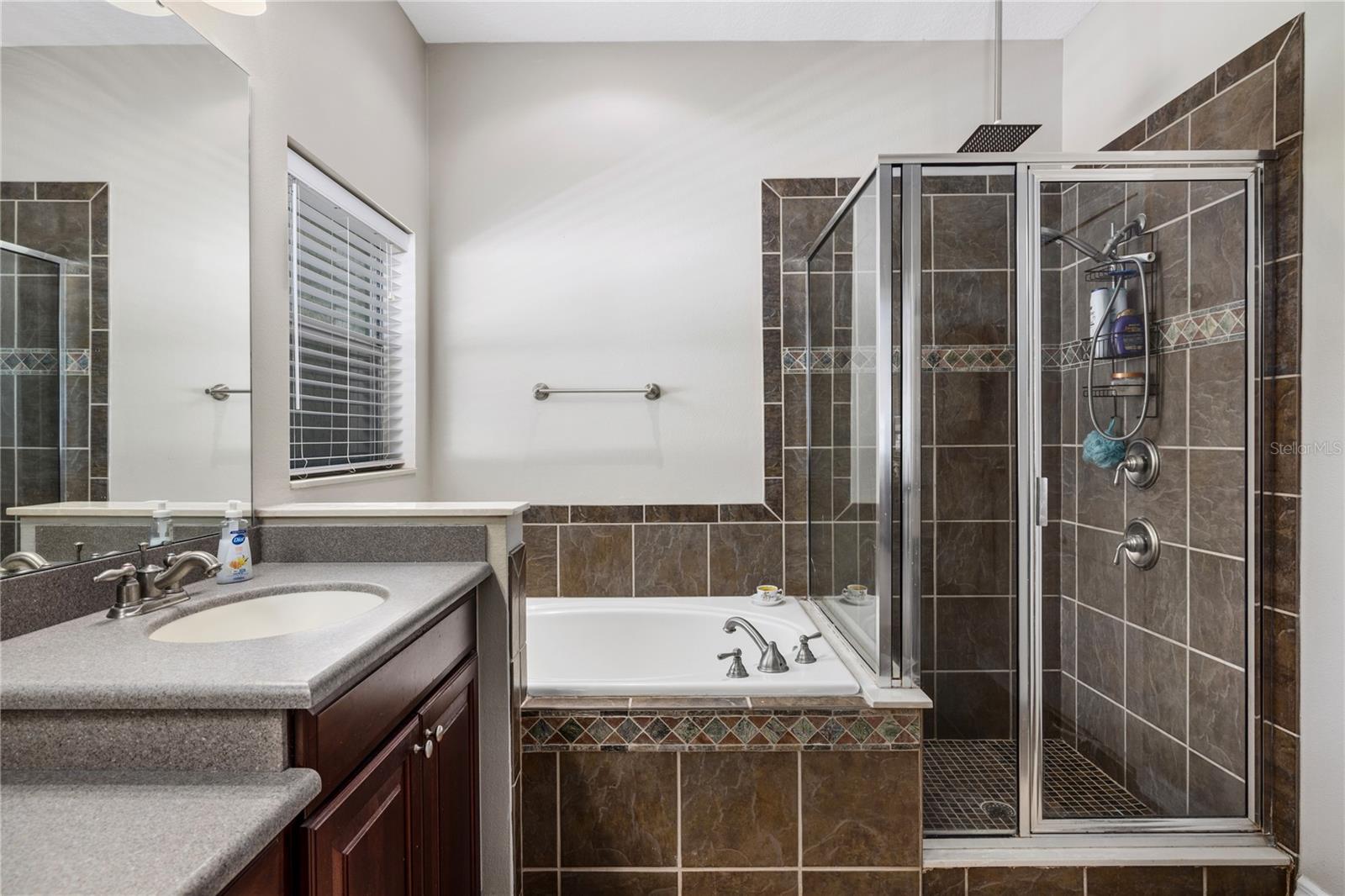 OAK HILL RESERVE PH 2 - Residential