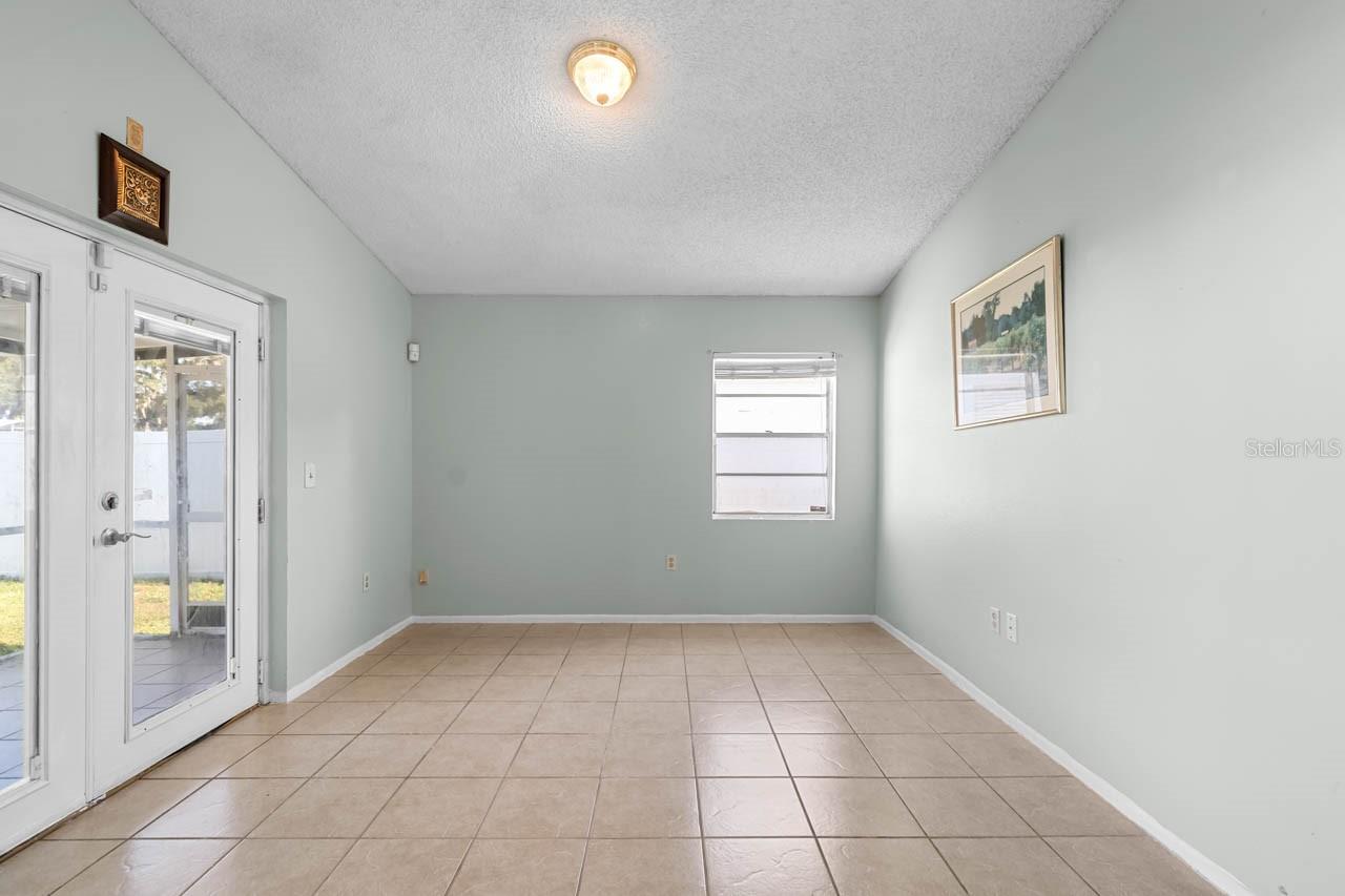 LAKEVIEW VILLAGE SEC L UNIT 01 - Residential Lease