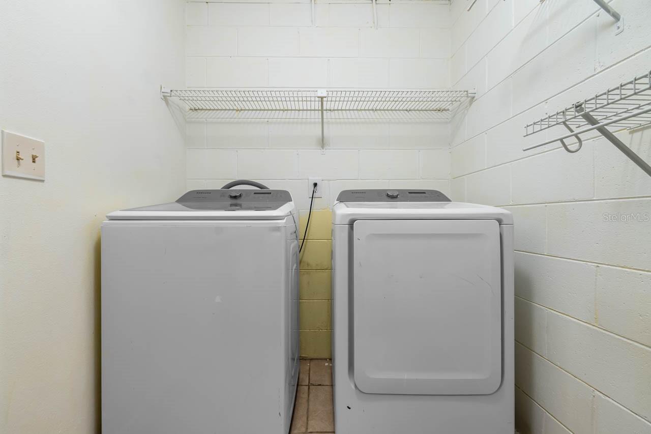 LAKEVIEW VILLAGE SEC L UNIT 01 - Residential Lease