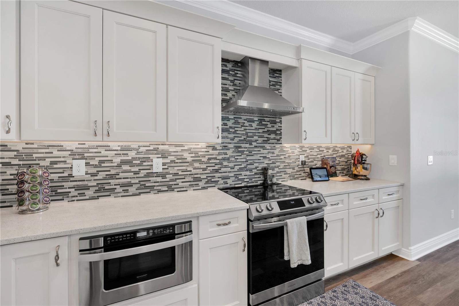 7272 CEDARCREST BOULEVARD