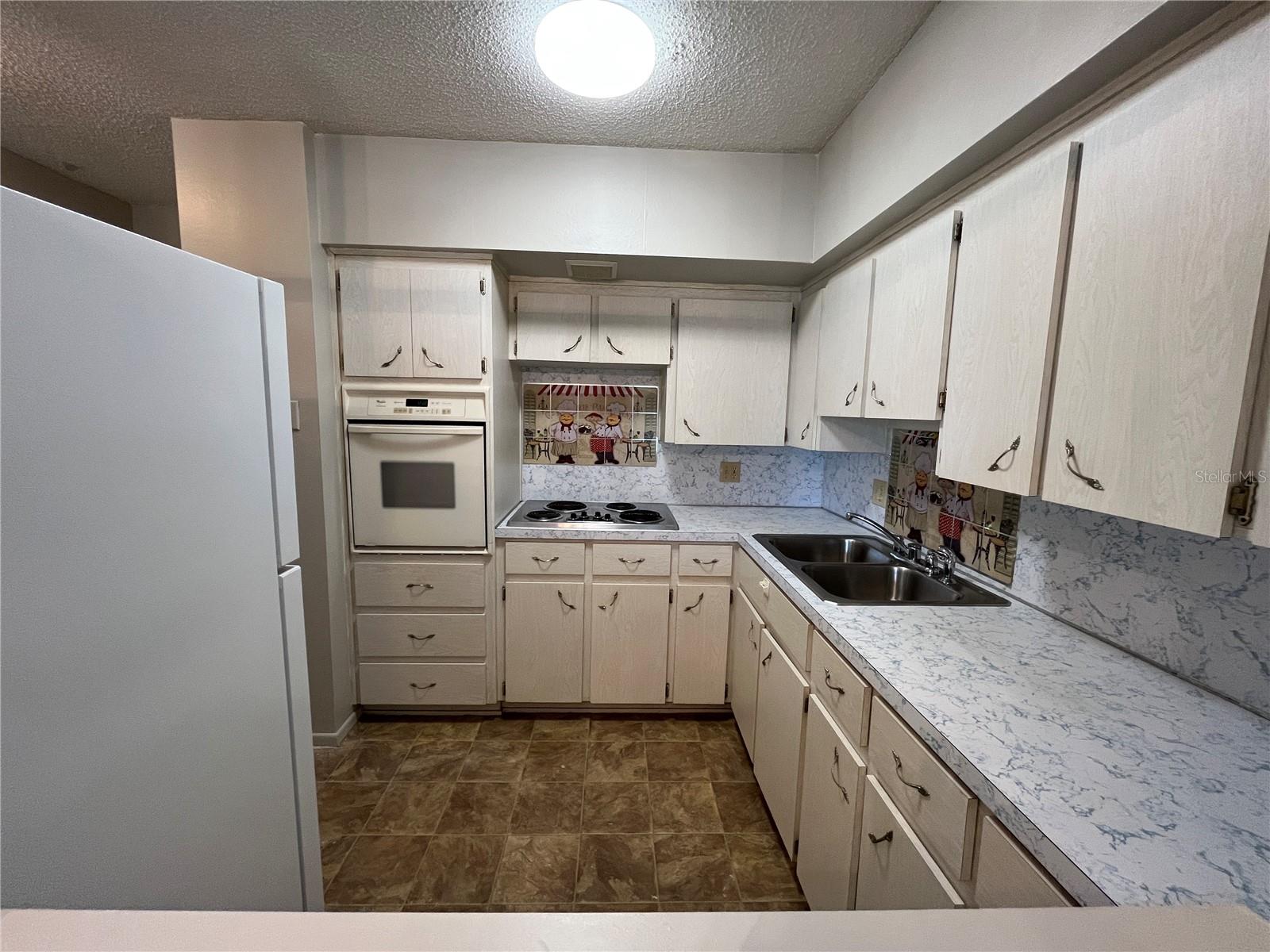 2100 WORLD PARKWAY BOULEVARD 56