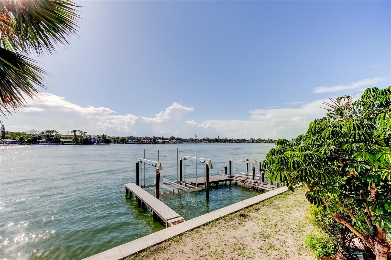 ONE THIRTY FIVE SUNSET PLACE - Residential