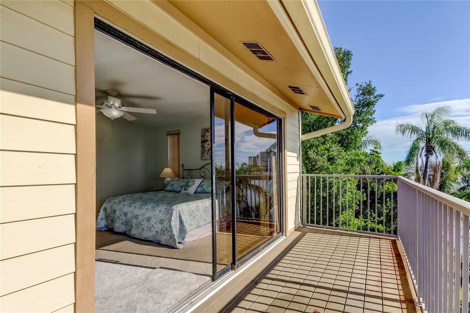 ONE THIRTY FIVE SUNSET PLACE - Residential