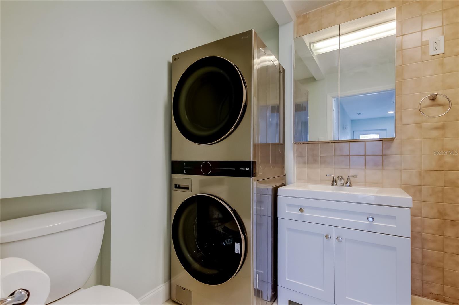 ONE THIRTY FIVE SUNSET PLACE - Residential