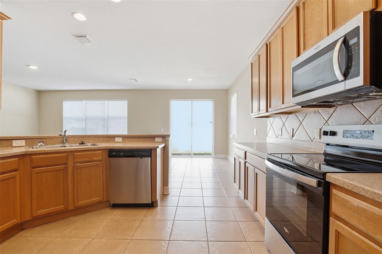 MOSS LANDING PH 1 - Residential