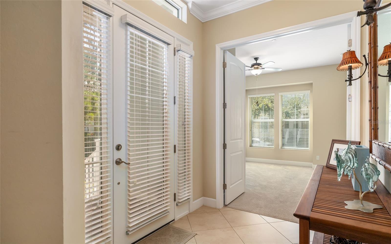 MANGROVE WALK ON HARBOUR ISLE PH 4 - Residential