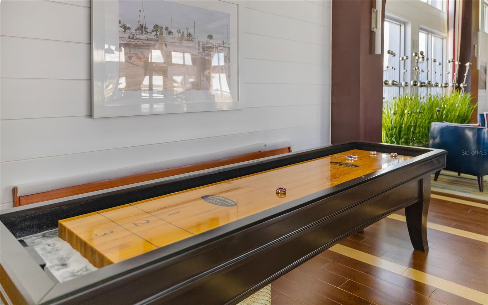 MANGROVE WALK ON HARBOUR ISLE PH 4 - Residential