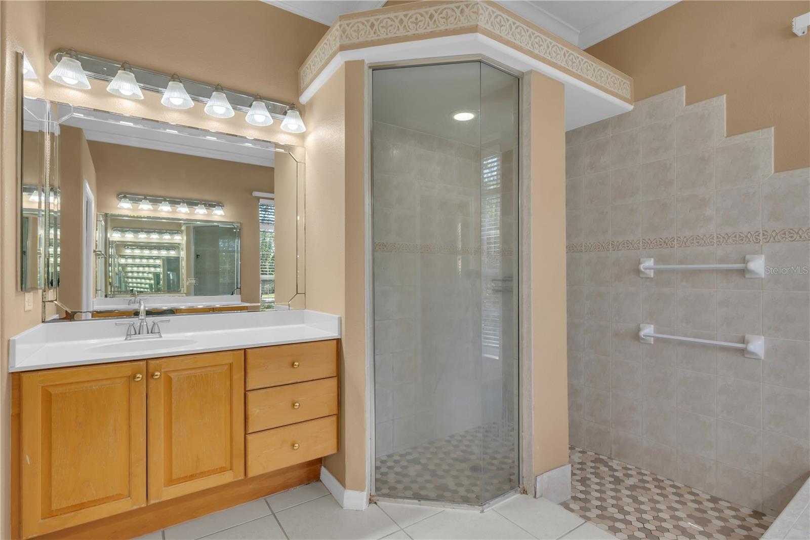 ARBOR GREENE PH 1 - Residential Lease