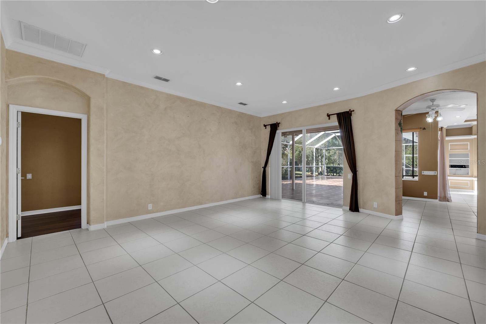 ARBOR GREENE PH 1 - Residential Lease