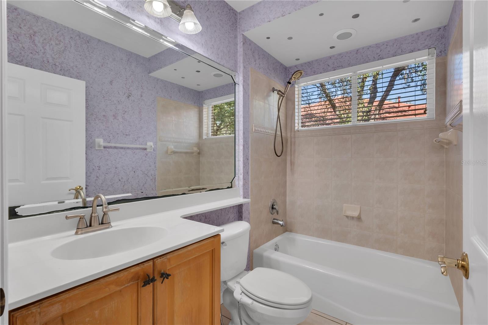 ARBOR GREENE PH 1 - Residential Lease