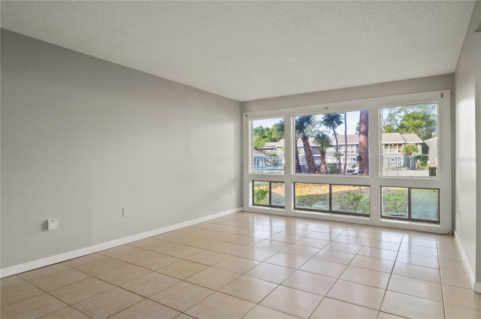WINDHOVER CONDO - Residential
