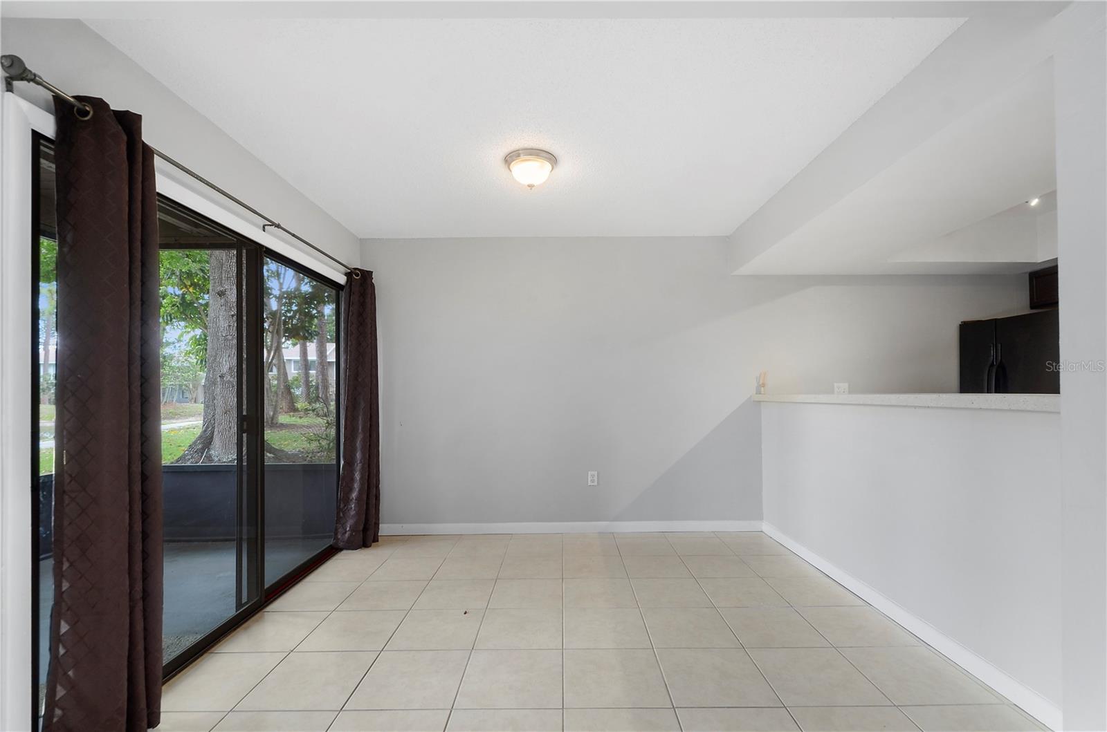 WINDHOVER CONDO - Residential