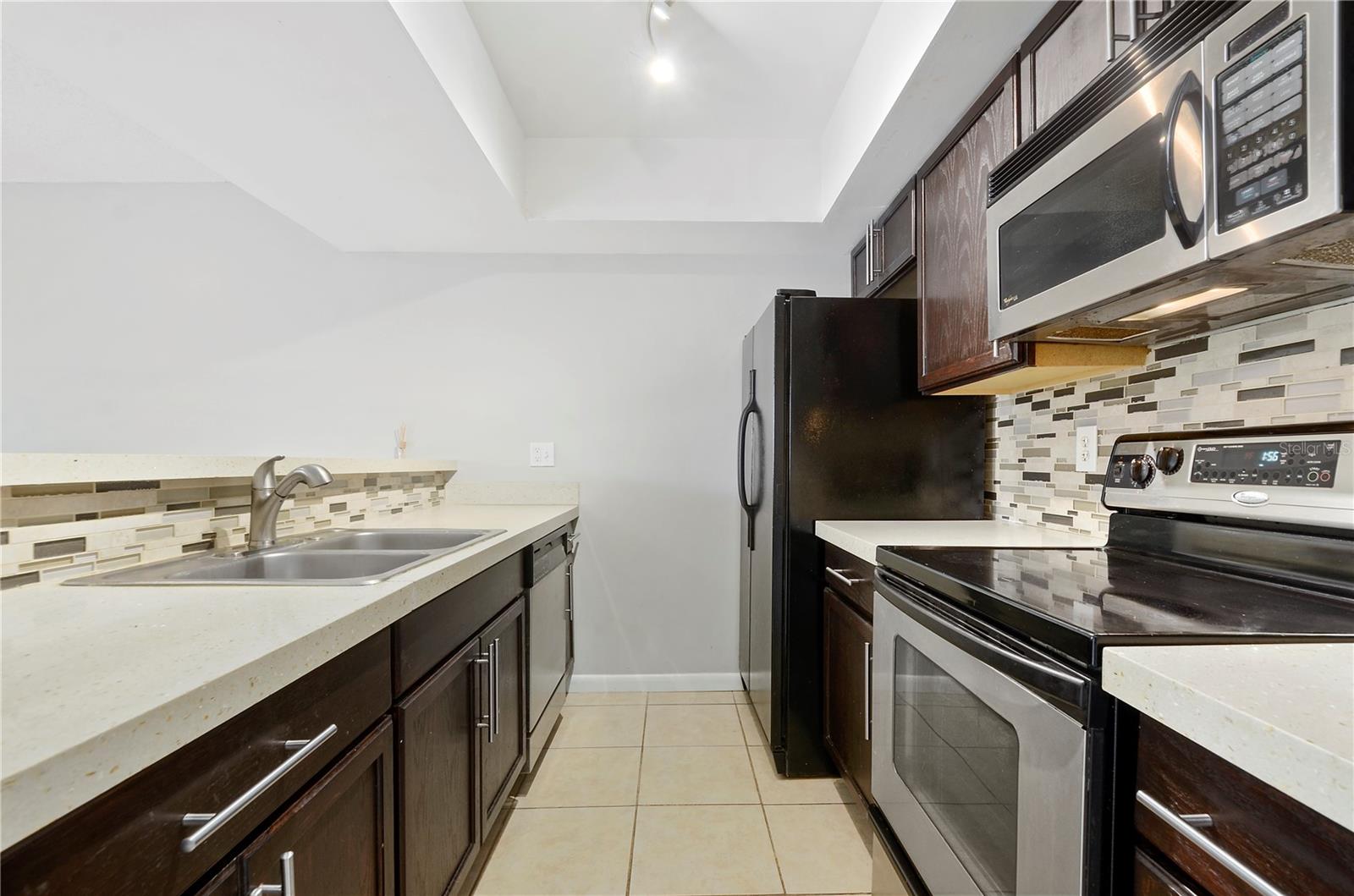 WINDHOVER CONDO - Residential