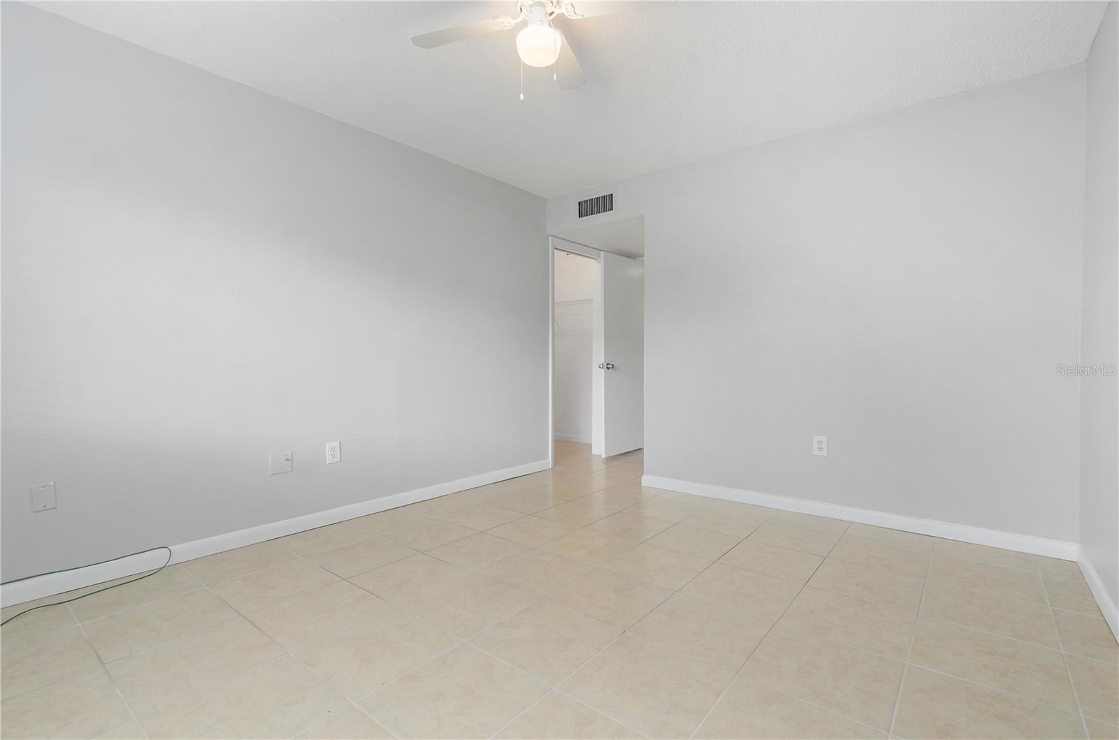WINDHOVER CONDO - Residential