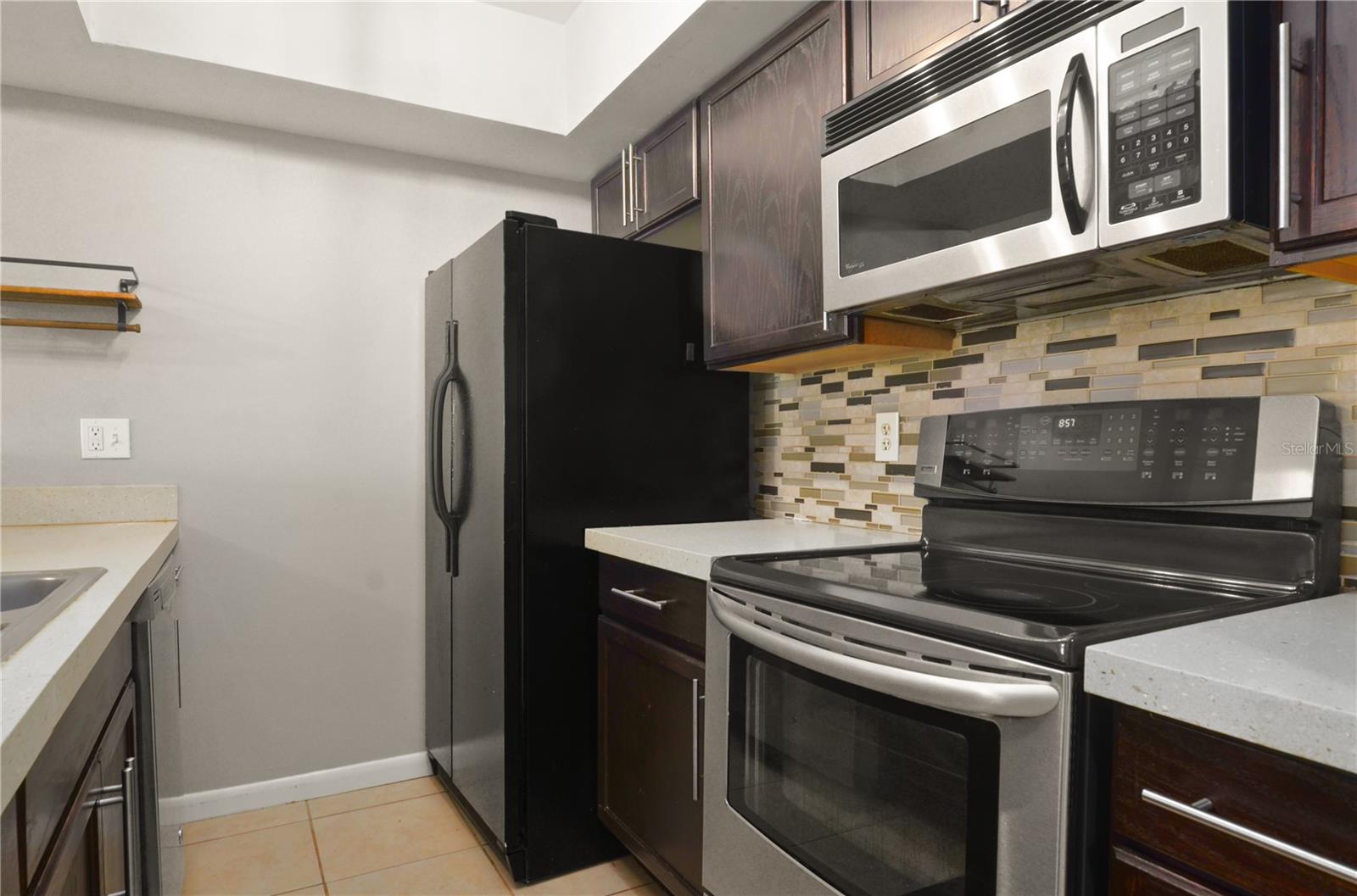 WINDHOVER CONDO - Residential