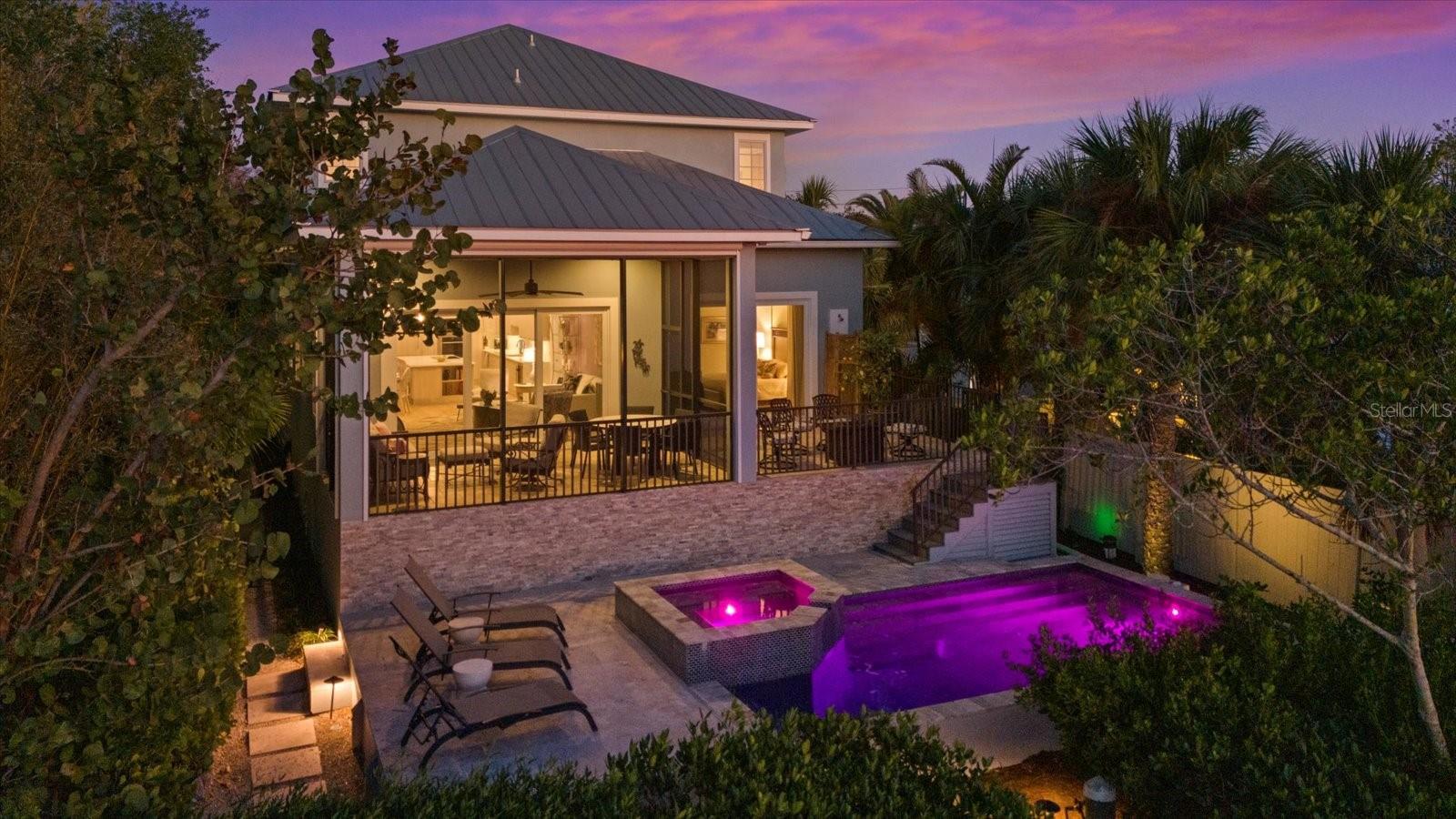 SARASOTA BEACH - Residential