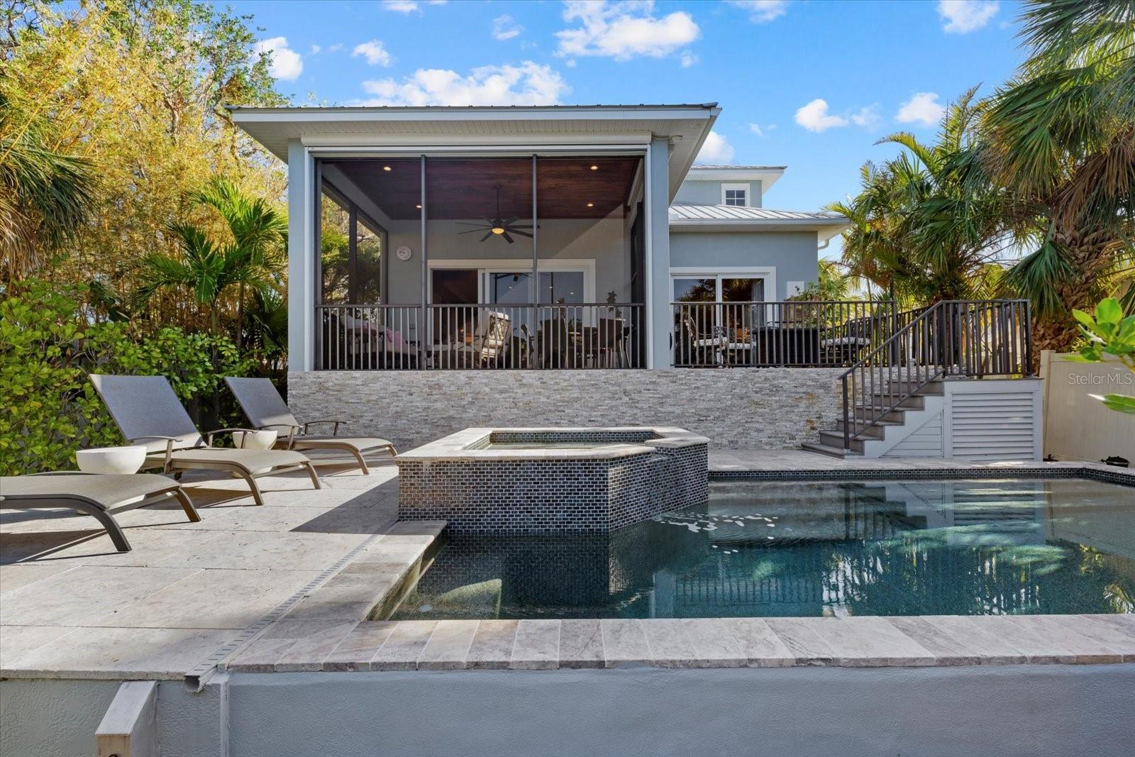 SARASOTA BEACH - Residential