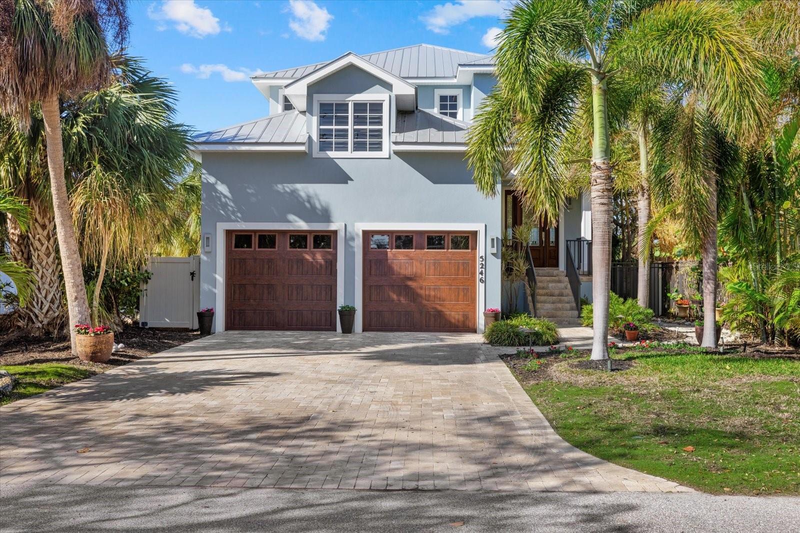 SARASOTA BEACH - Residential
