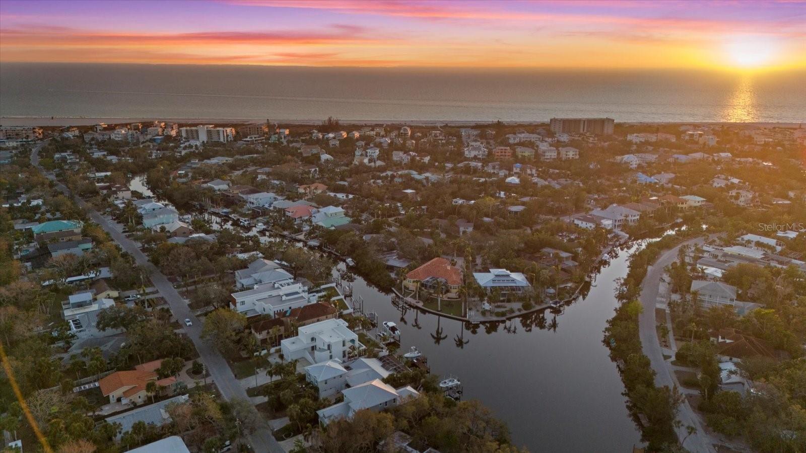 SARASOTA BEACH - Residential
