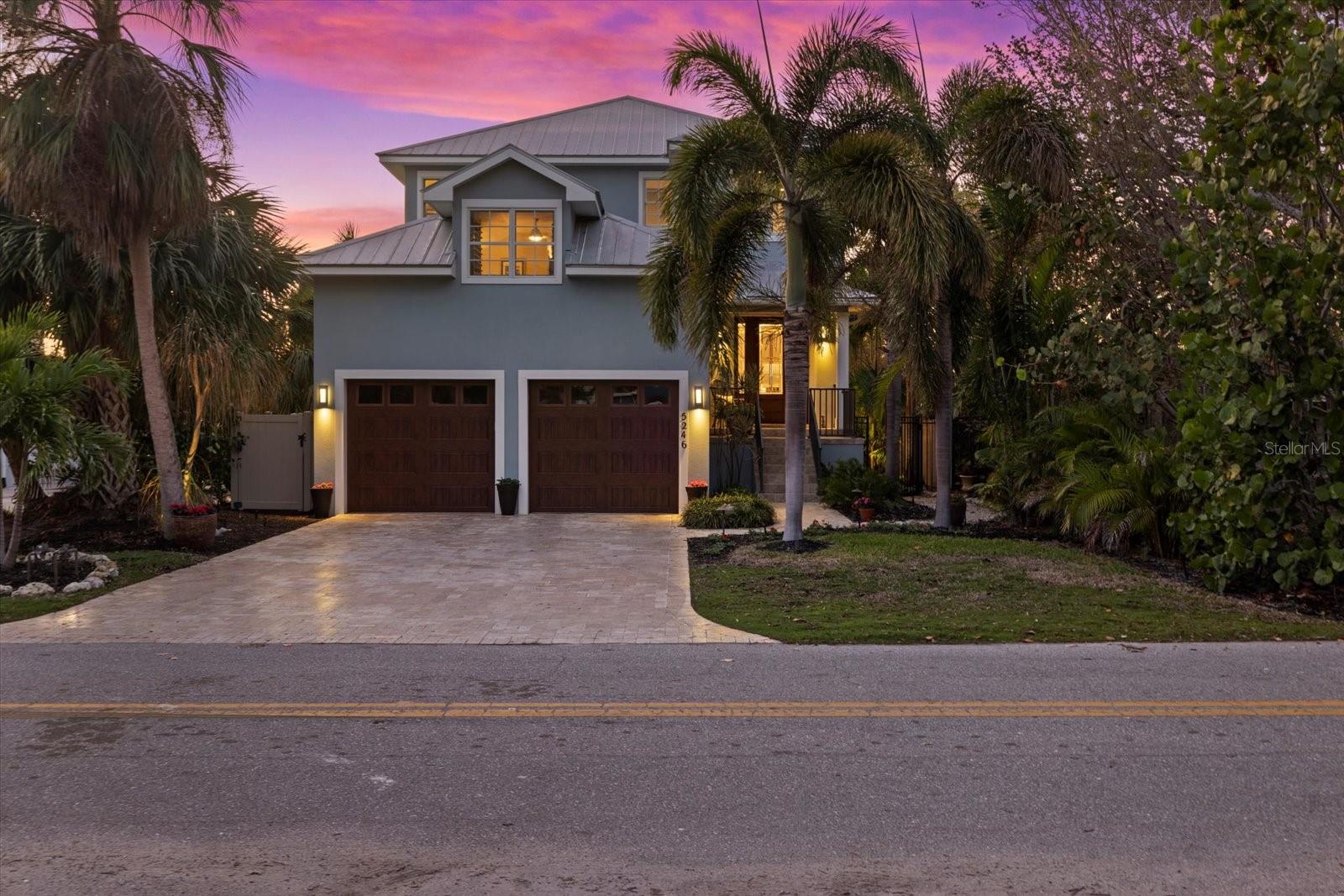 SARASOTA BEACH - Residential