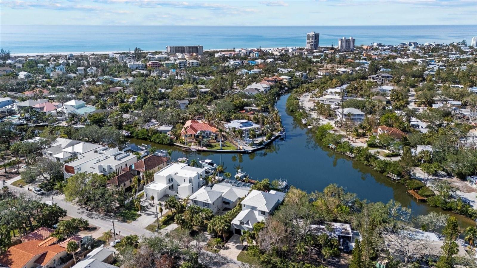 SARASOTA BEACH - Residential