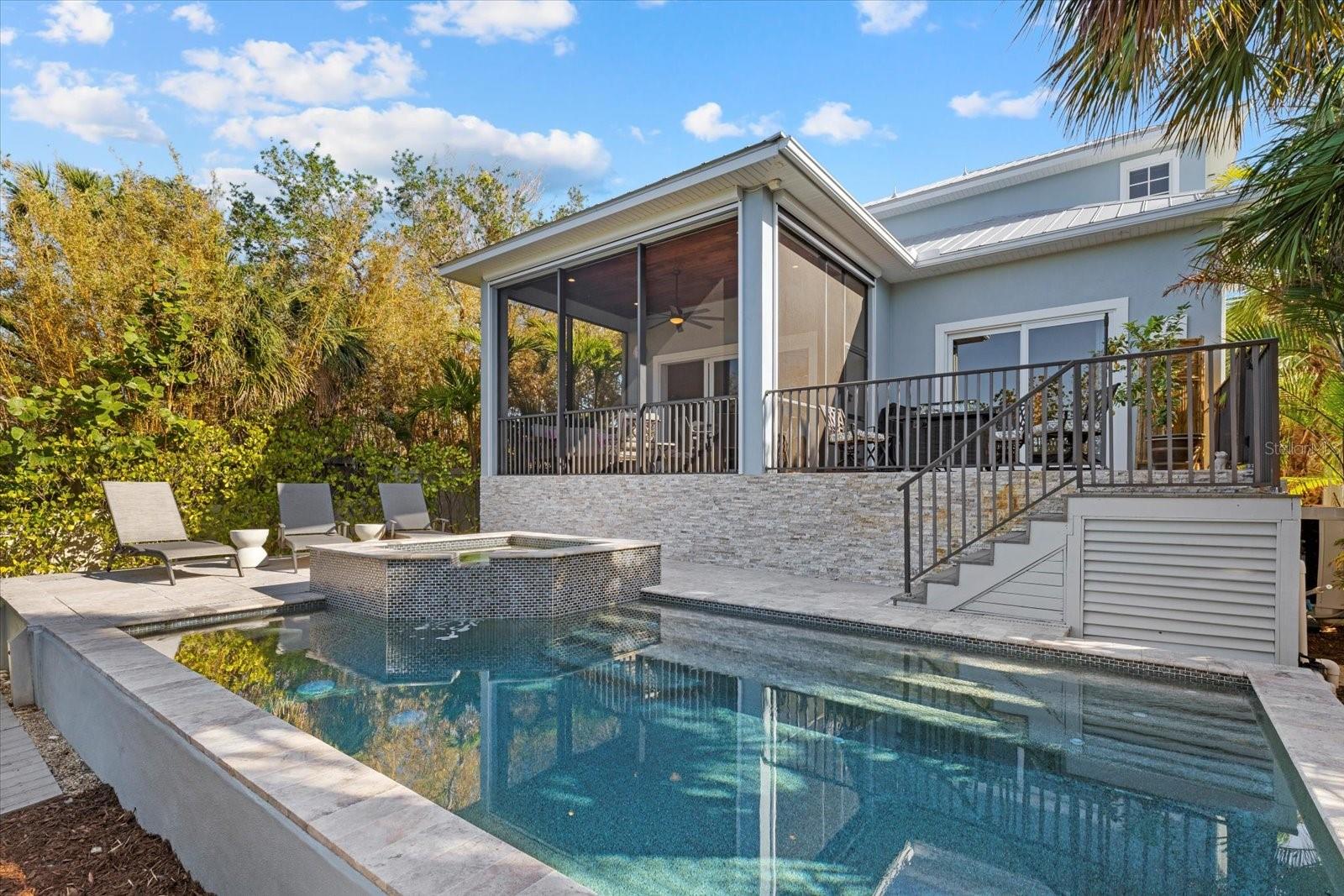 SARASOTA BEACH - Residential