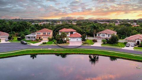 A home in PARRISH