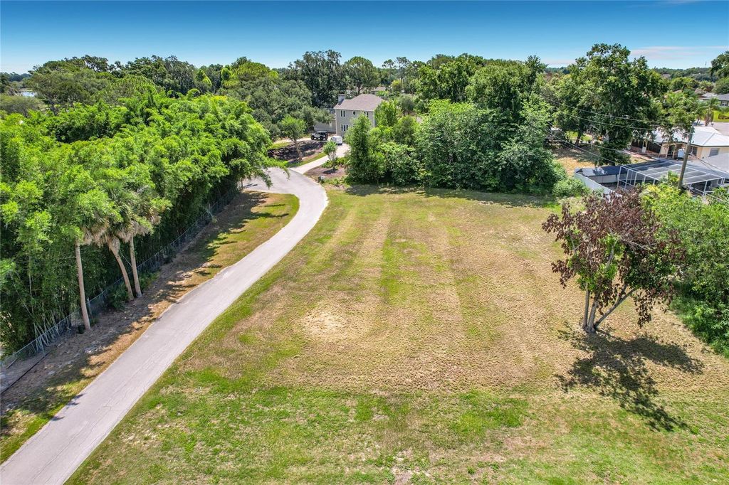 Photo of Brogden Court SE, Winter Haven, FL 33880 (MLS # P4938999)