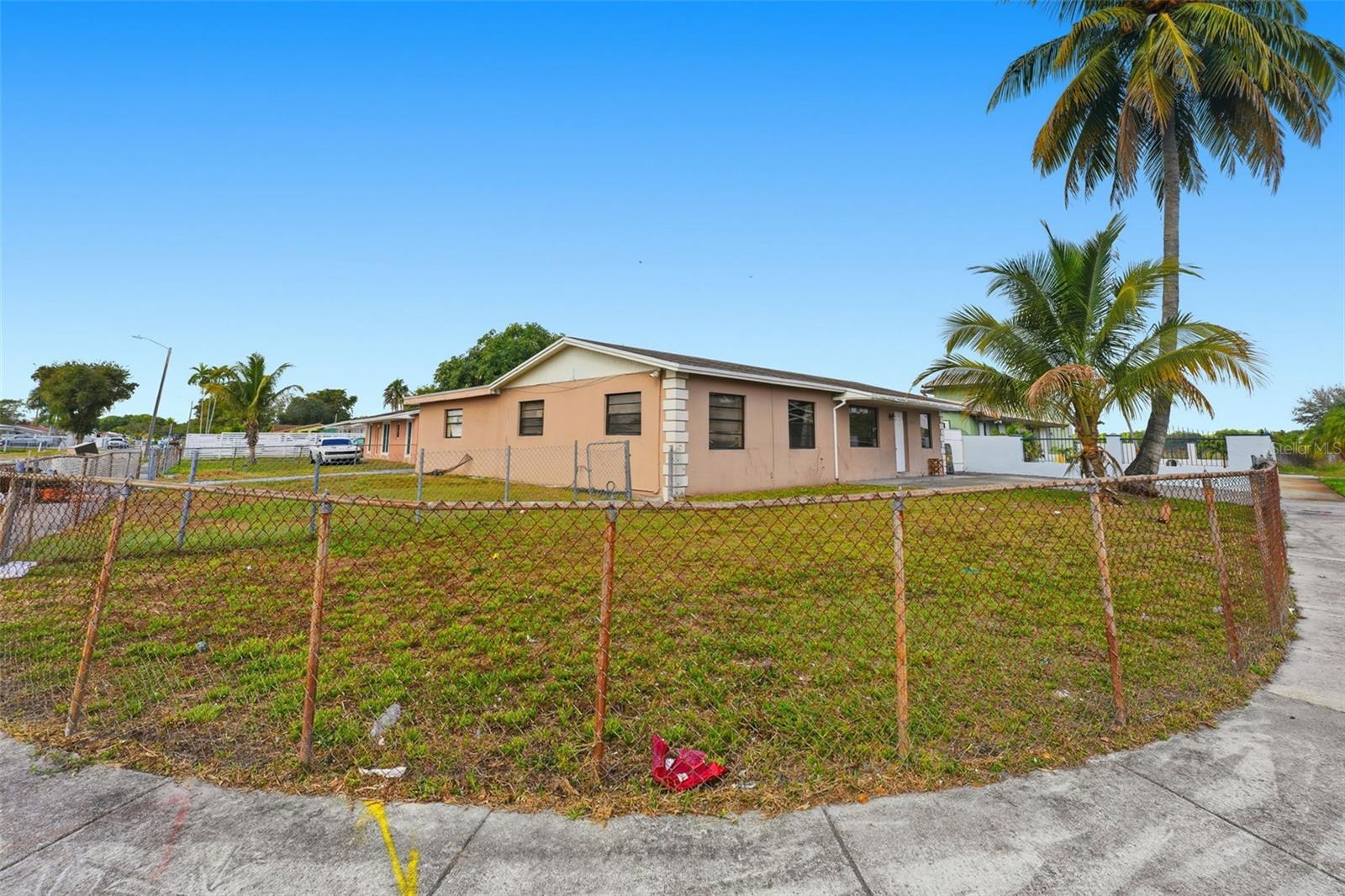 20352 NW 39TH CT COURT