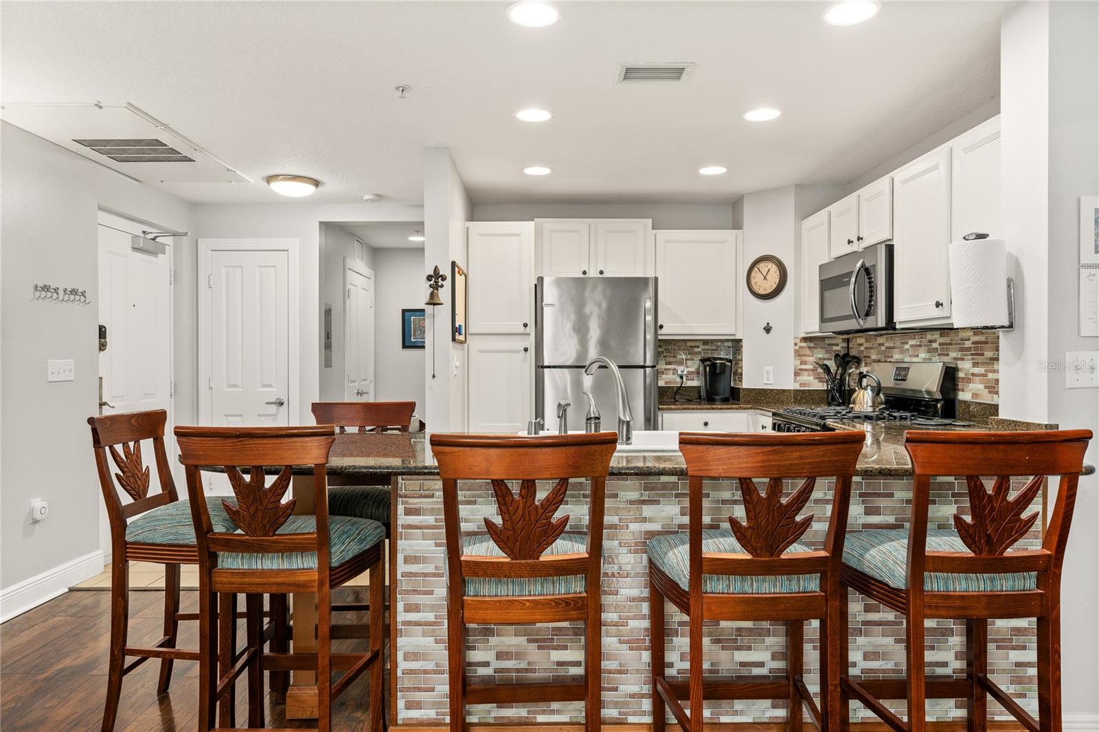 HERITAGE CROSSING CONDO PH 20 - Residential Lease