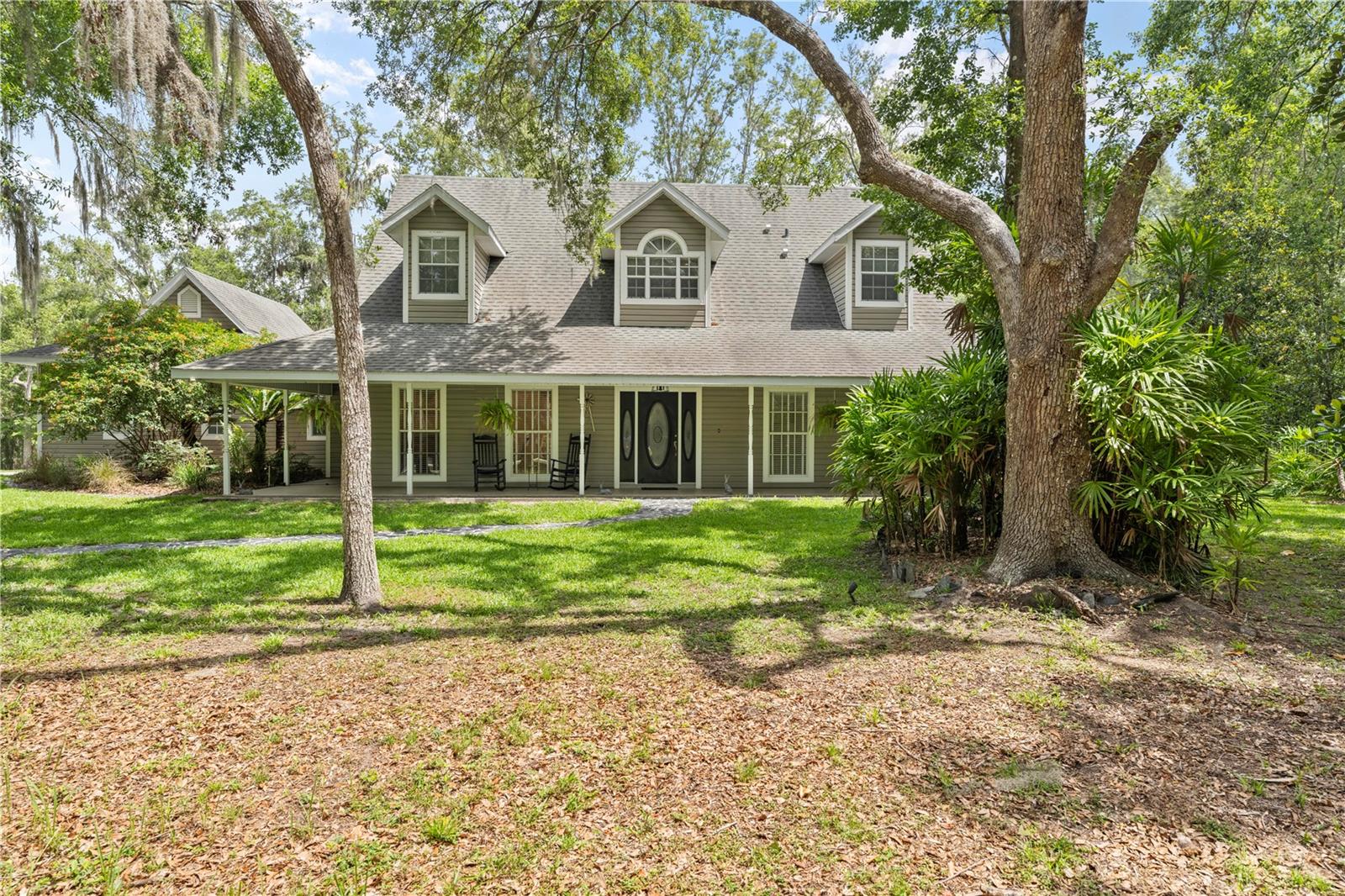 27091 COUNTRY OAK DRIVE