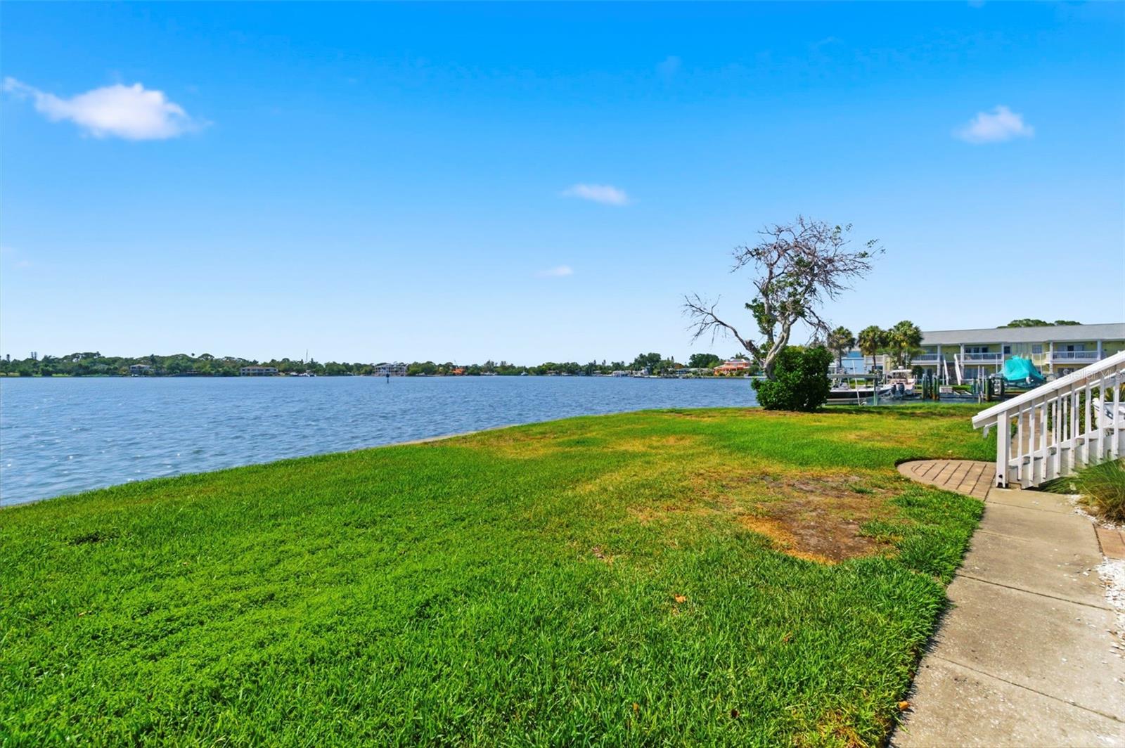 WATERSIDE AT COQUINA KEY SOUTH - Residential