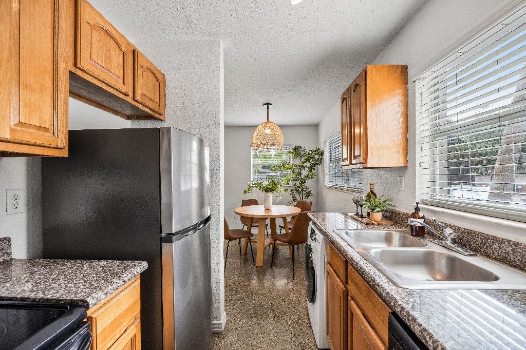 PALMS OF BEACH PARK A CONDOMIN - Residential