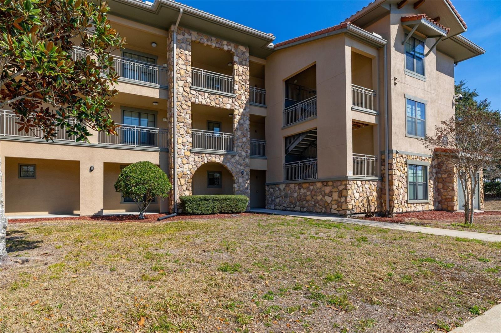 BELLA PIAZZA - Residential