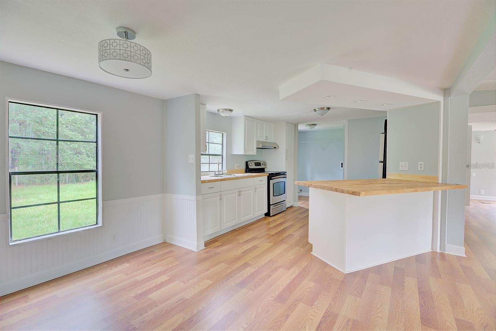 LEISURE ACRES UNIT 01 - Residential