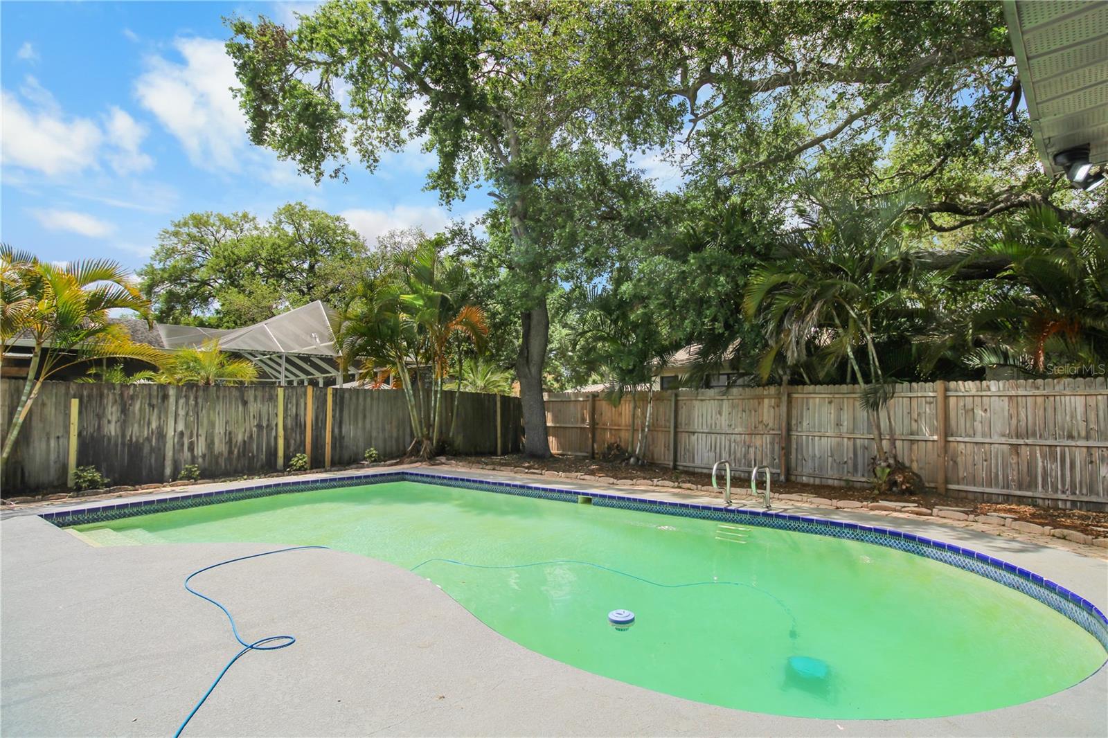 OAK PARK SUB-UNIT 4 - Residential