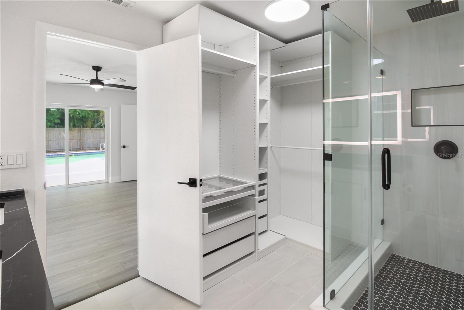 OAK PARK SUB-UNIT 4 - Residential