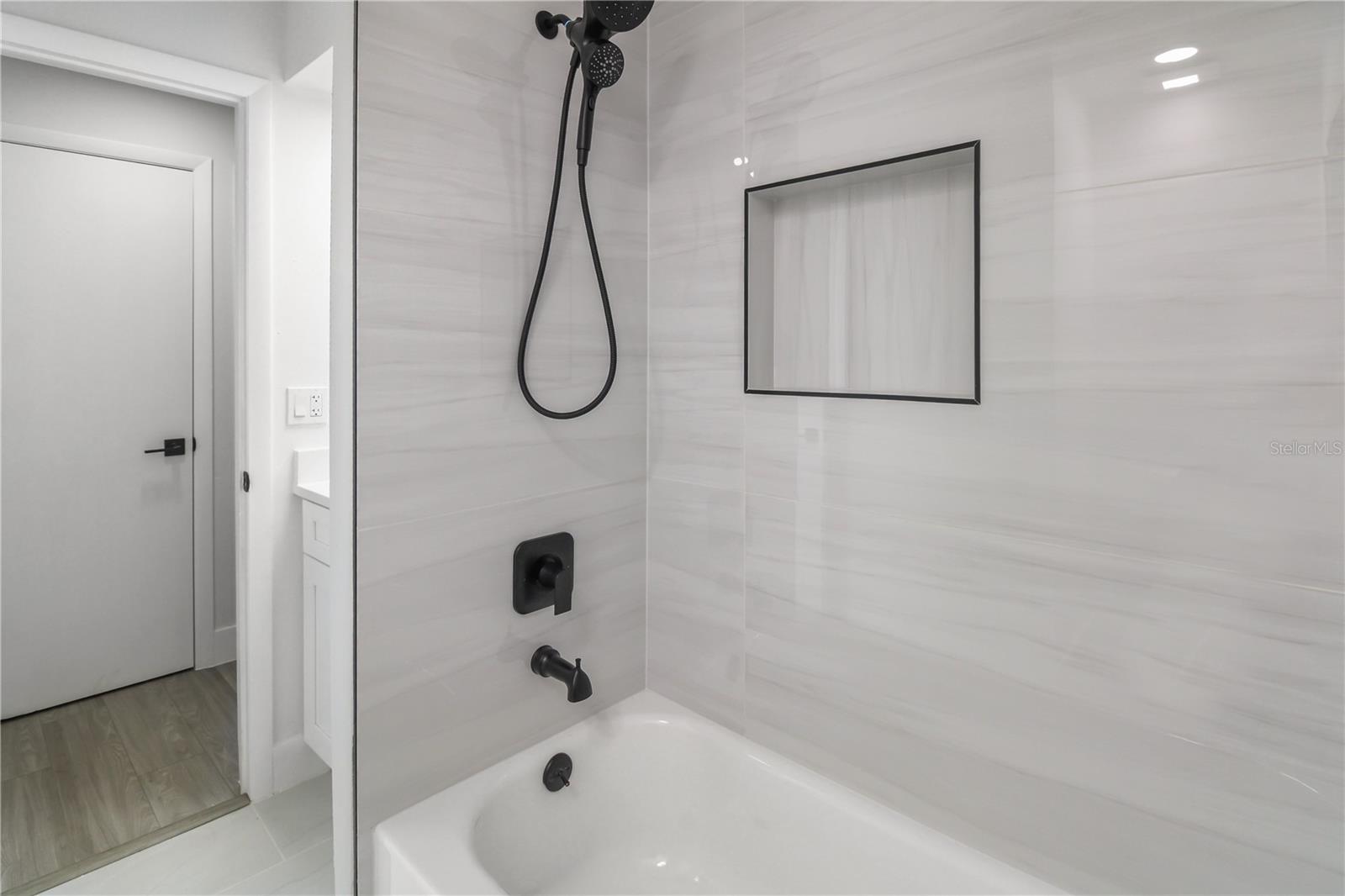 OAK PARK SUB-UNIT 4 - Residential