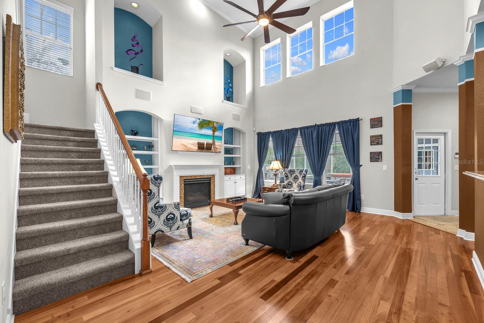 FISHHAWK RANCH TOWNCENTER PHAS - Residential