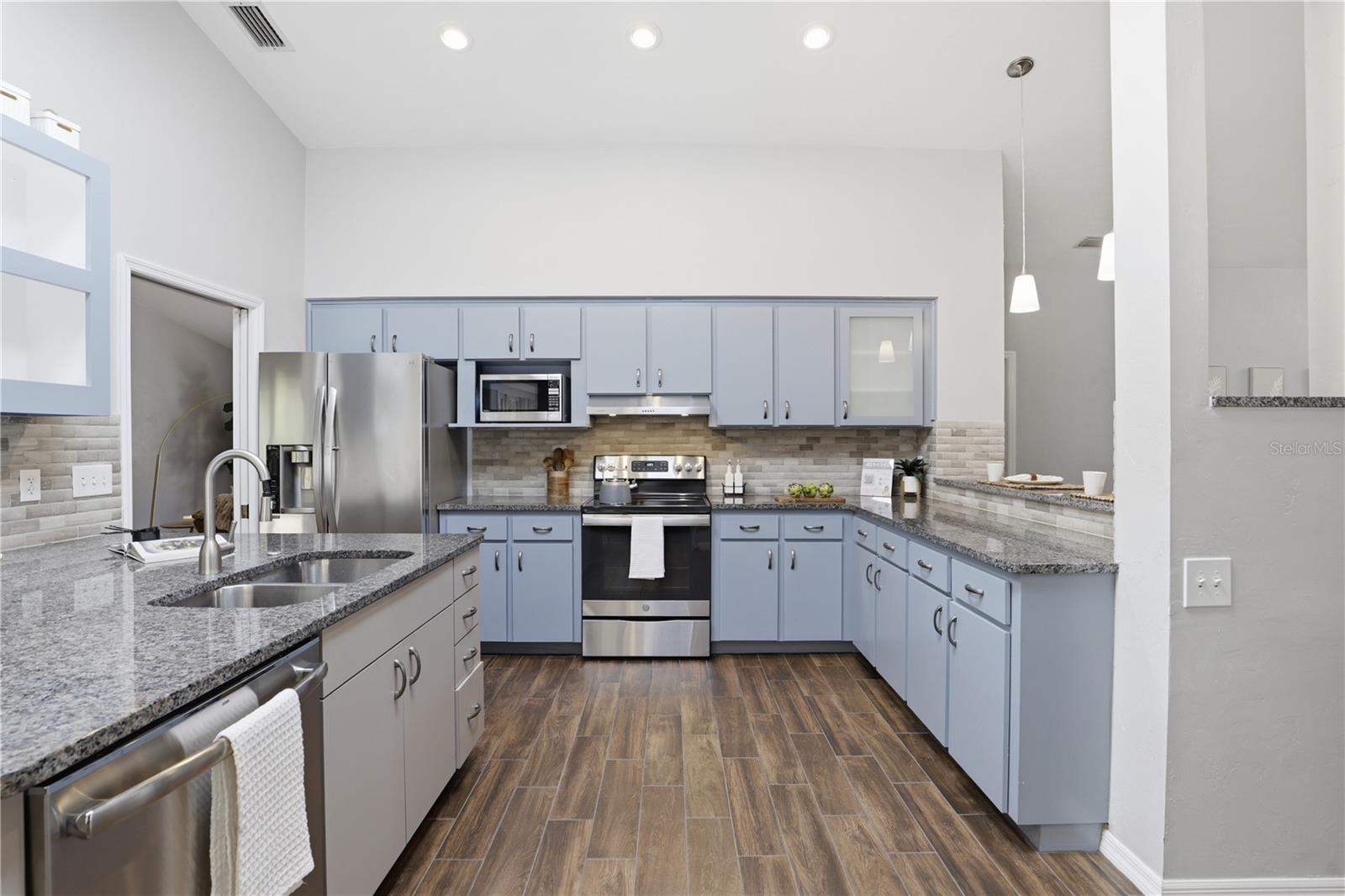 LANDMARK WOODS II - Residential