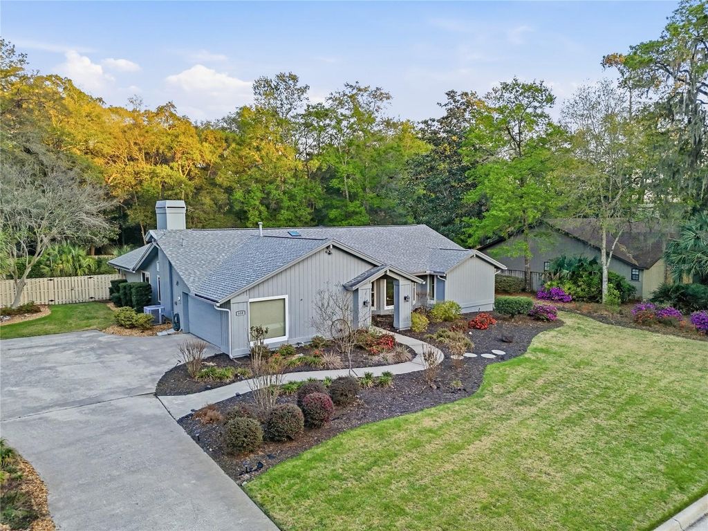 Photo of 833 NW 45th Terrace, Gainesville, FL 32605 (MLS # GC538332)