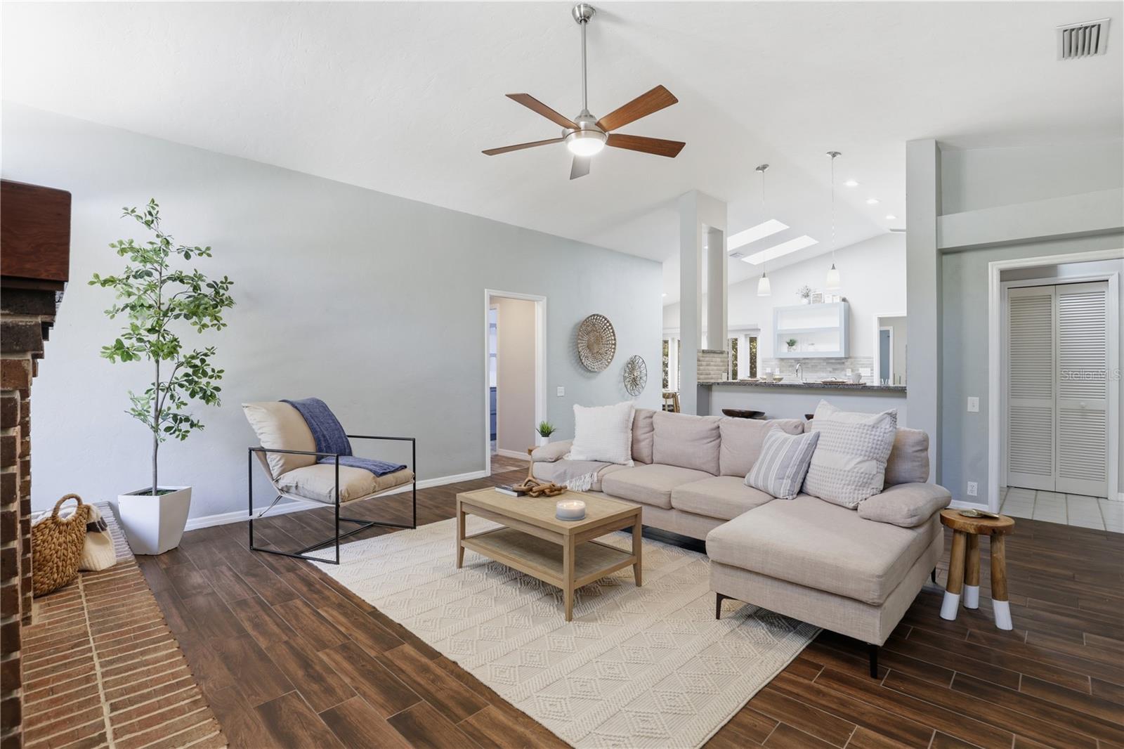 LANDMARK WOODS II - Residential